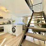 Charming, Sunny And Spacious Mezzanine Retreat